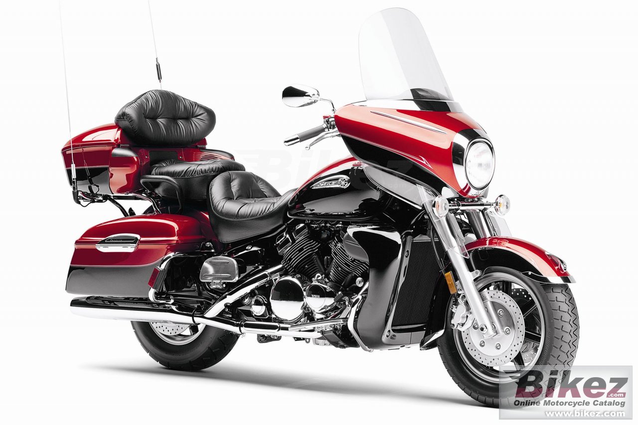 Big Yamaha royal star venture picture and wallpaper from Bikez.com